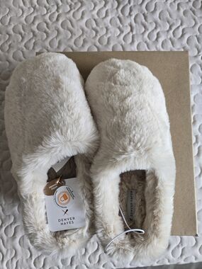 Denver Hayes Tan Faux Fur Slip-On Slippers
